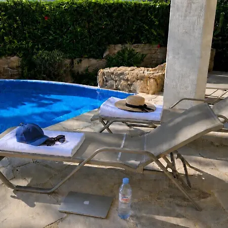 Villa Nefeli Klorakas